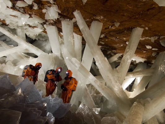 Formation, deposits, and unique features of the Alps and South Tyrol - Mitho by Mineralienhotel