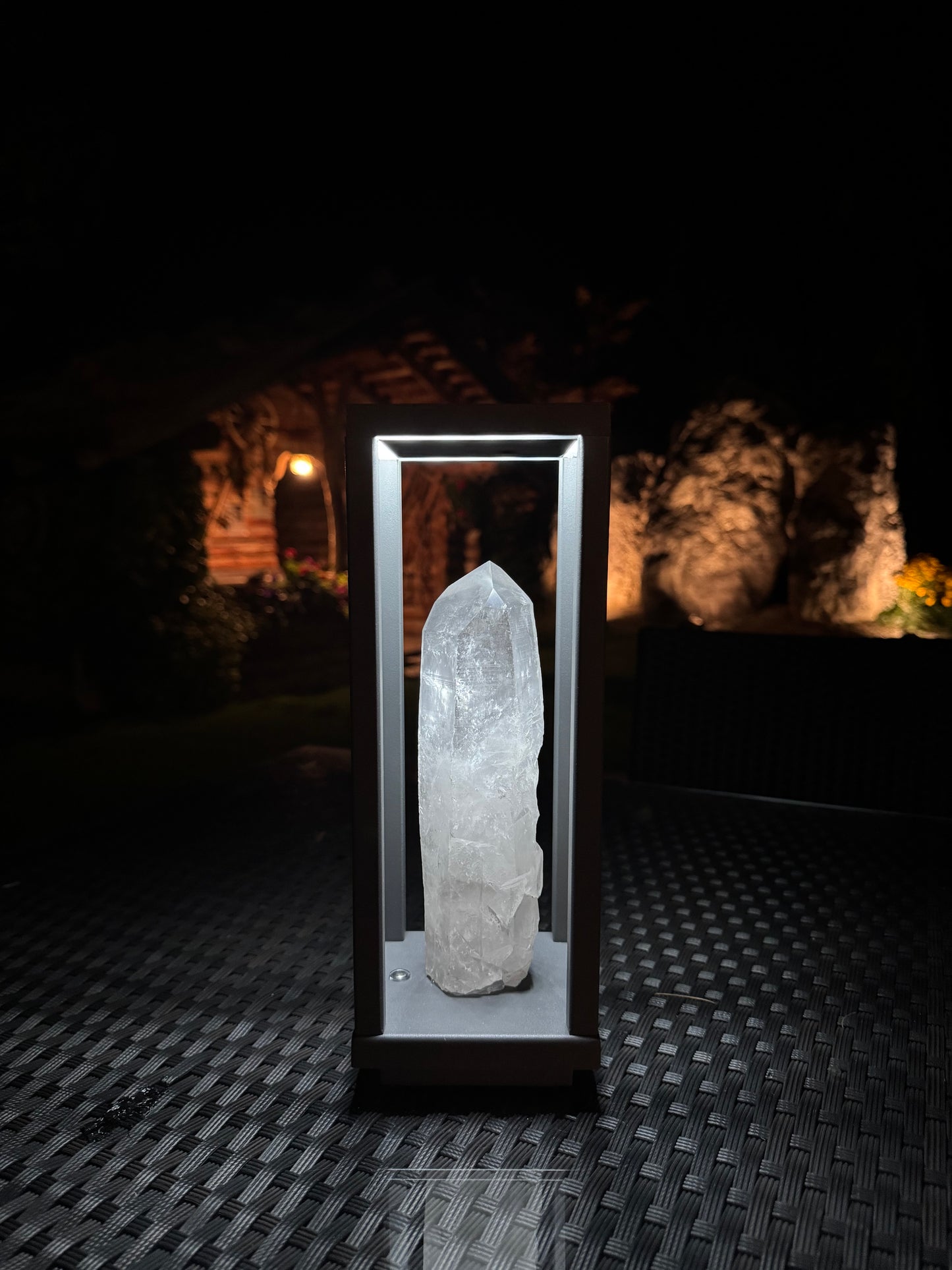 Lampada da tavolo con cristallo di rocca