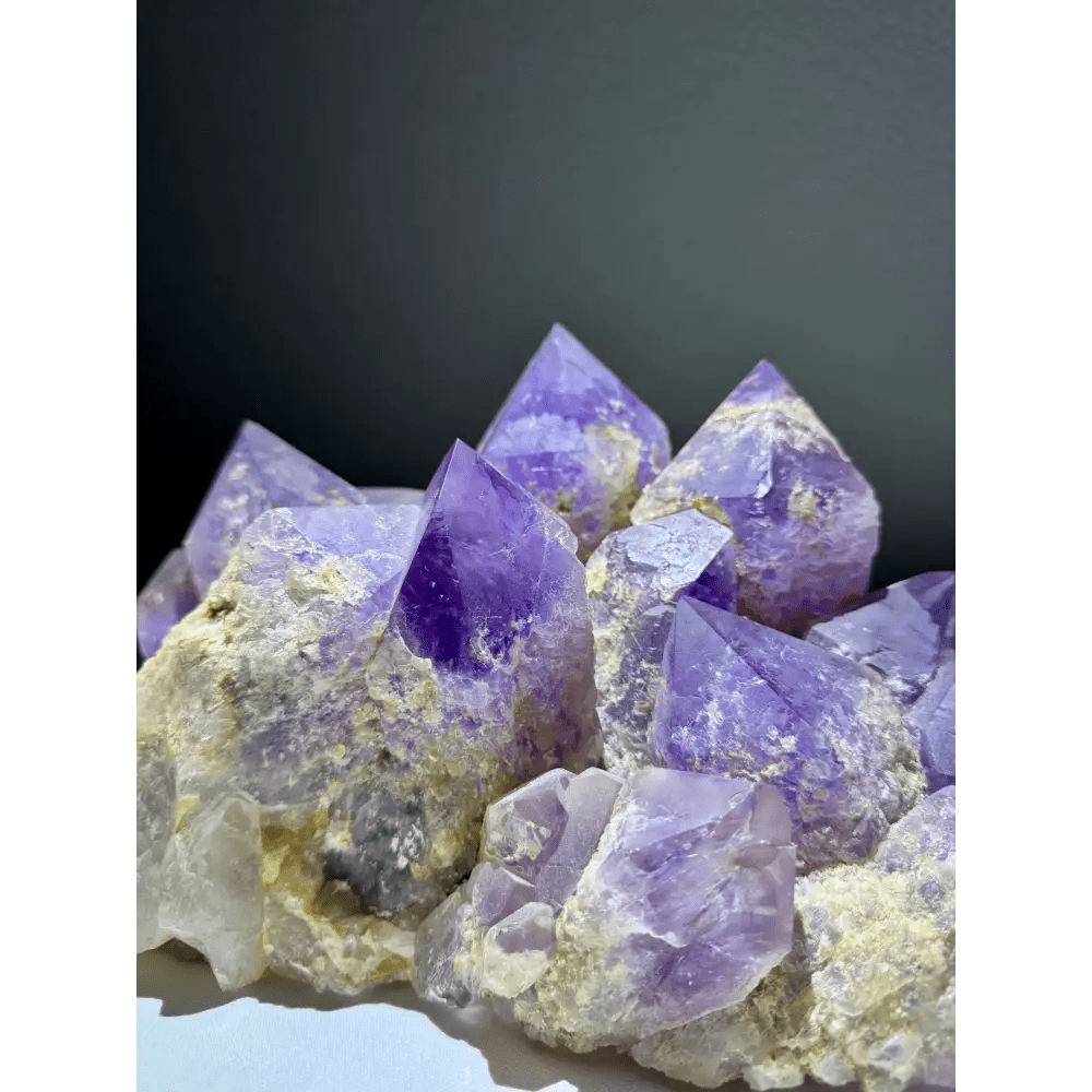 Amethyst crystal cluster - Mitho by Mineralienhotel