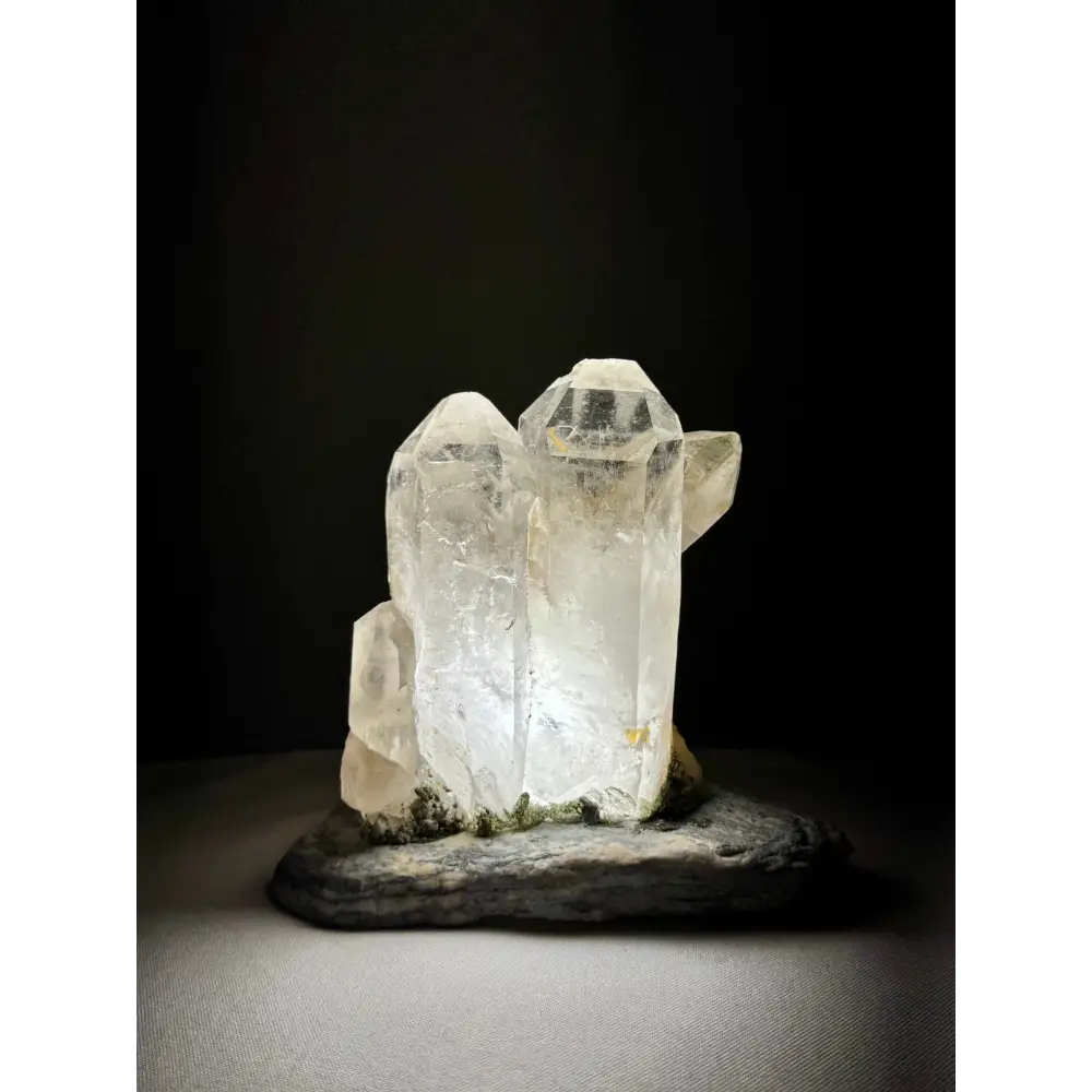 Illuminierter Bergkristall-Cluster für die Bergkristall-Lampe mit doppelter Kristallspitze