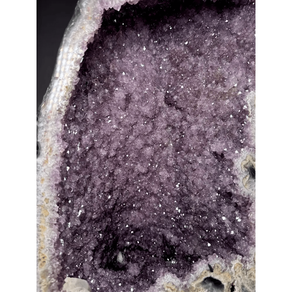 Compact amethyst druse - Mitho by Mineralienhotel