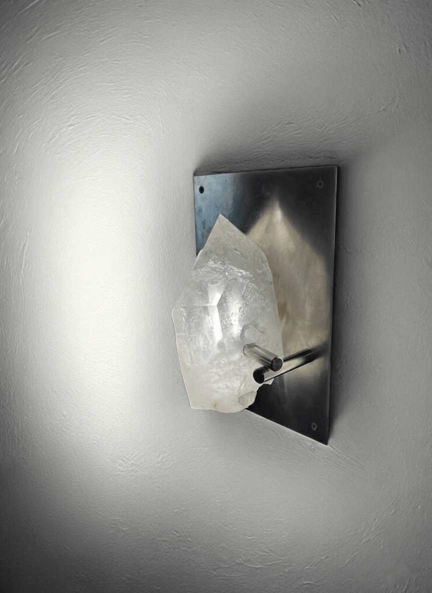 Handcrafted Rock Crystal Wall Lamp - Mitho by Mineralienhotel