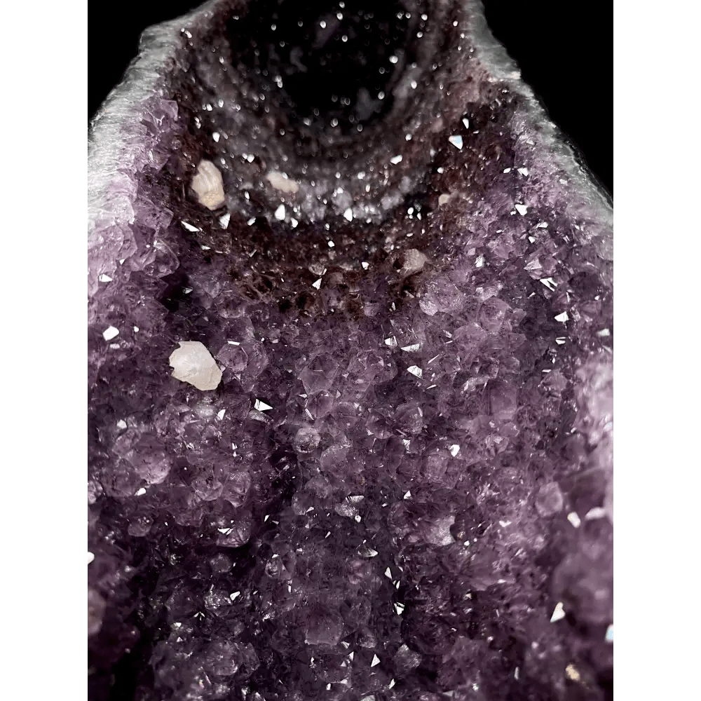 Amethyst druse with thin agate shell & calcite crystals - Mitho by Mineralienhotel