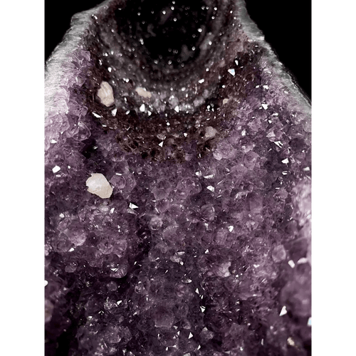 Amethyst druse with thin agate shell & calcite crystals - Mitho by Mineralienhotel