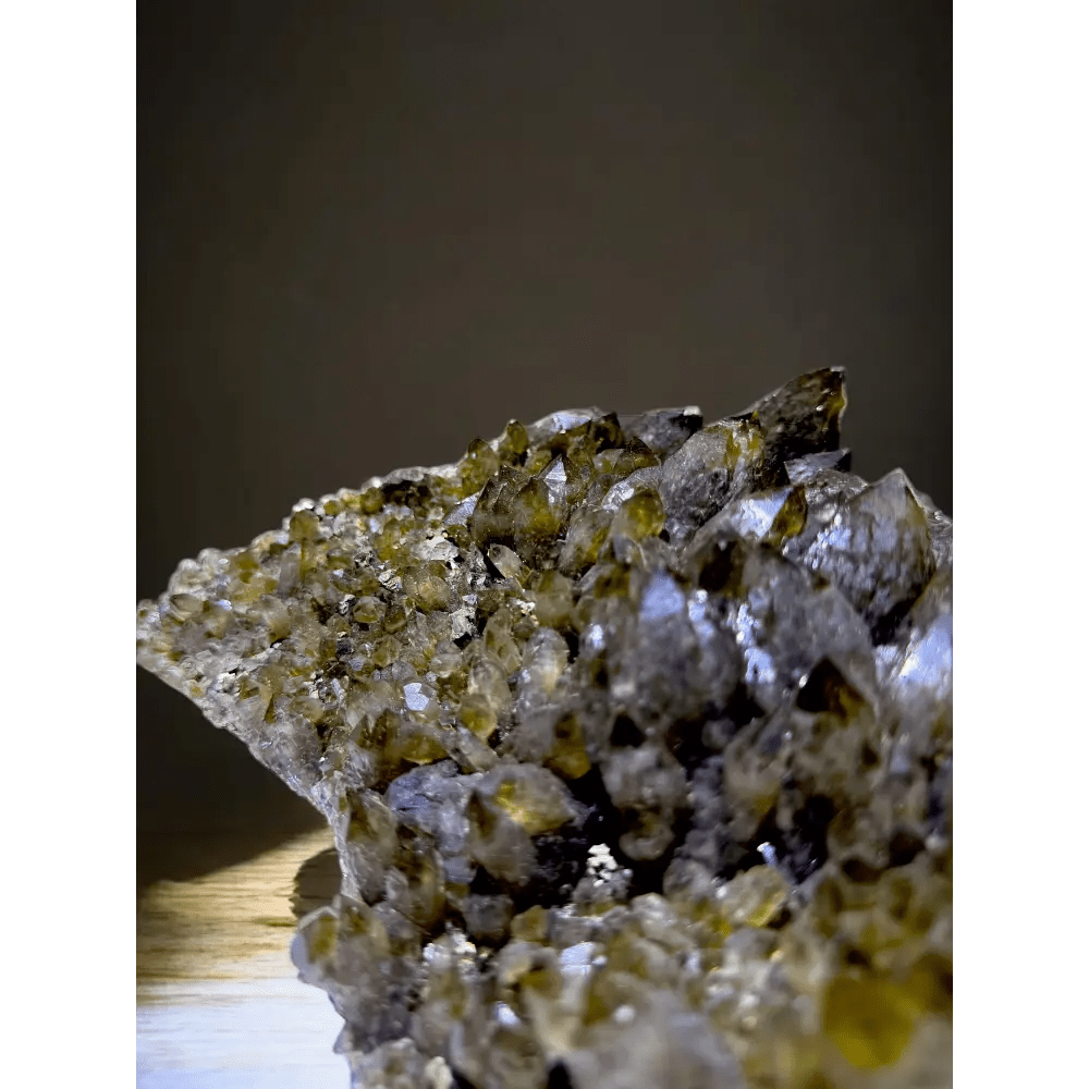 Artichoke smoky quartz - Mitho by Mineralienhotel