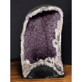 Compact amethyst druse - Mitho by Mineralienhotel