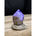 Natural amethyst lamp - Mitho by Mineralienhotel