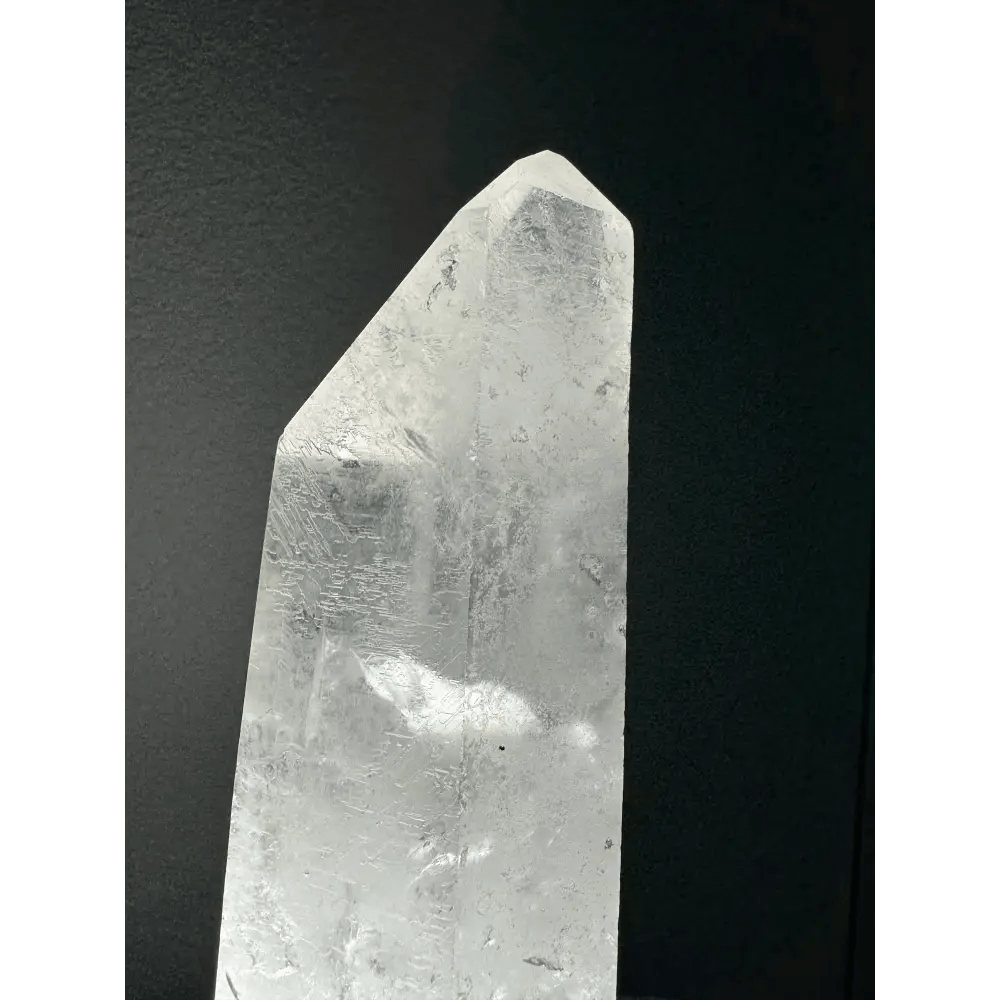 Rock crystal lamp with crystal - clear structure - Mitho by Mineralienhotel