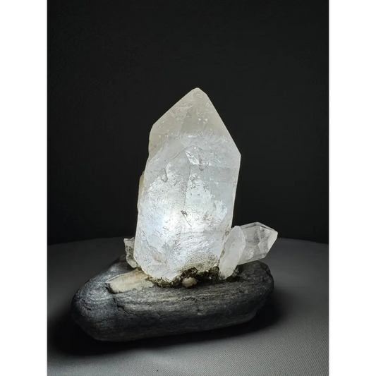 Transparenter Bergkristall-Cluster für die Bergkristall-Lampe mit kleinen Kristallen